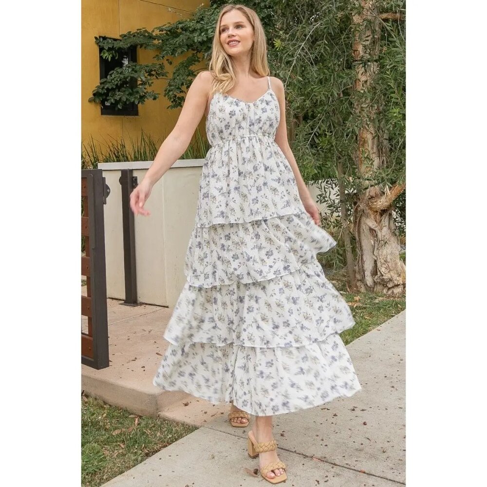 ************NWT*******Boho Floral Print Tiered Maxi Dress